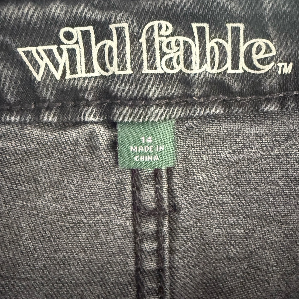 High Rise Distressed Mom Jean - Picture 10 of 11